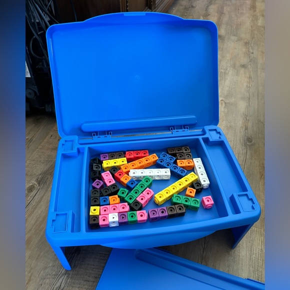 Kids table - Picture 2 of 2